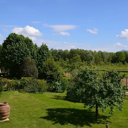 Feriegård Al Podere Di Rosa Lucca